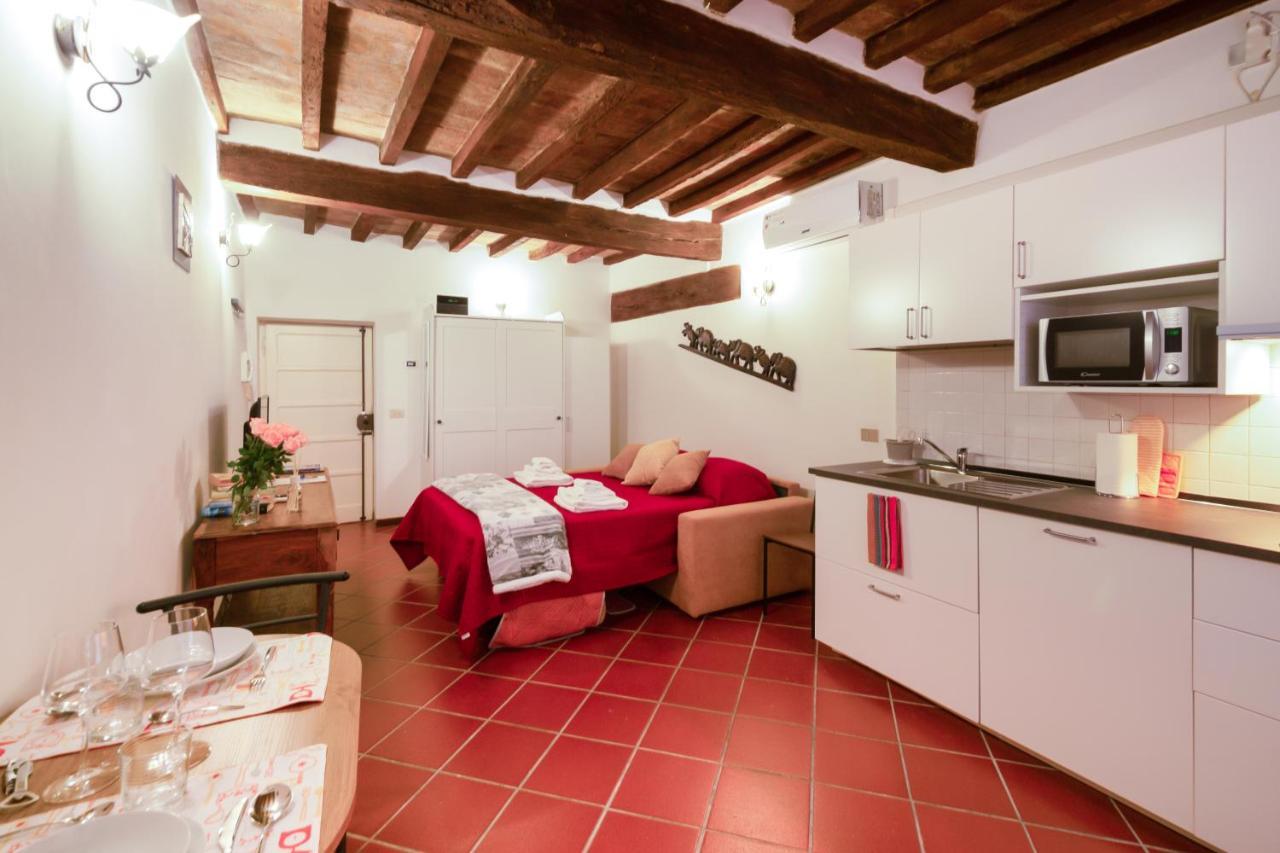 Parma Portici Antichi Monolocale A 5 Min Dal Duomoアパートメント エクステリア 写真